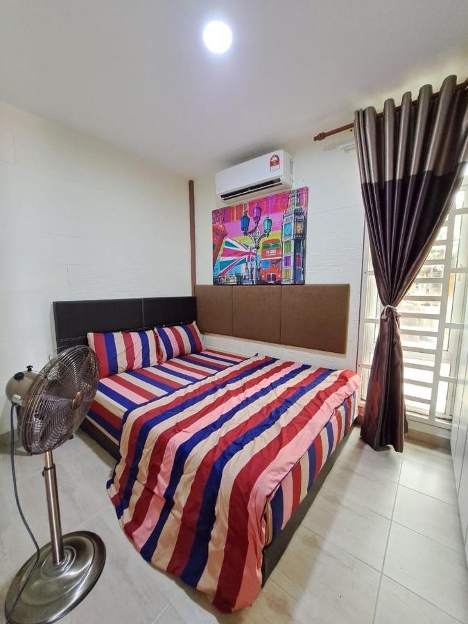Rayyan Ashraf Homestay كوتا بْهارو المظهر الخارجي الصورة