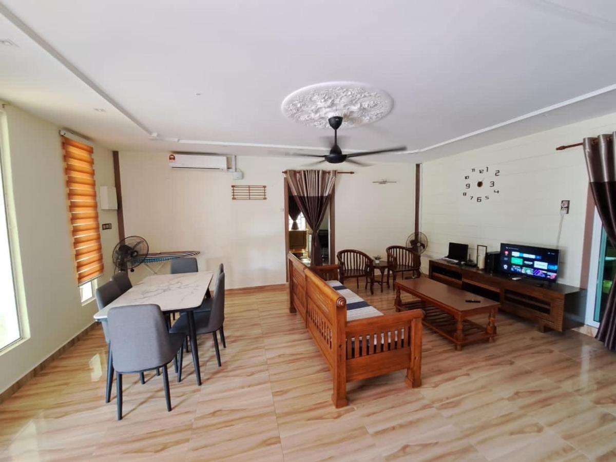 Rayyan Ashraf Homestay كوتا بْهارو المظهر الخارجي الصورة